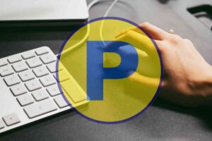 Poste Italiane e un computer