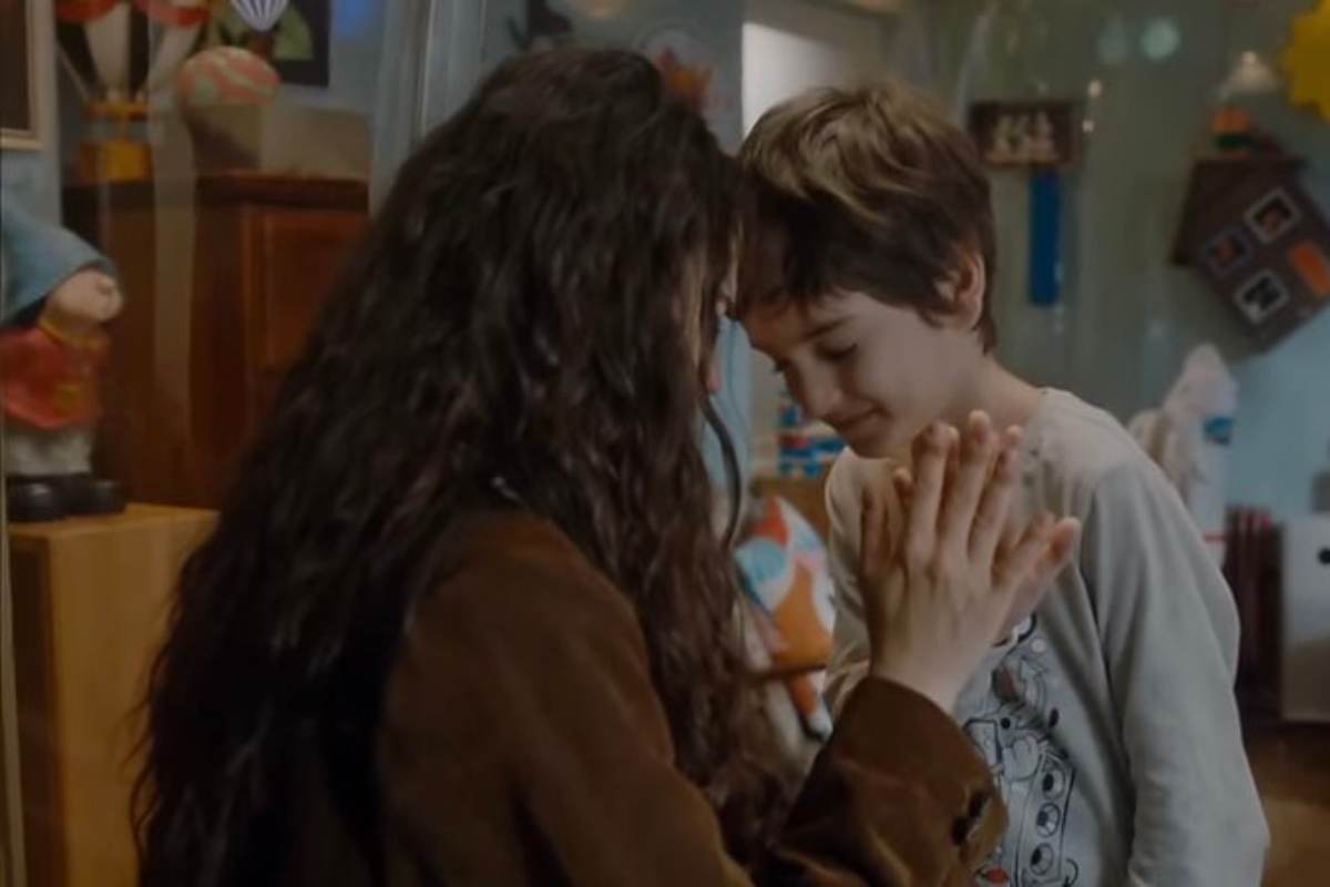Che succede al figlio nella soap opera Io Sono Farah