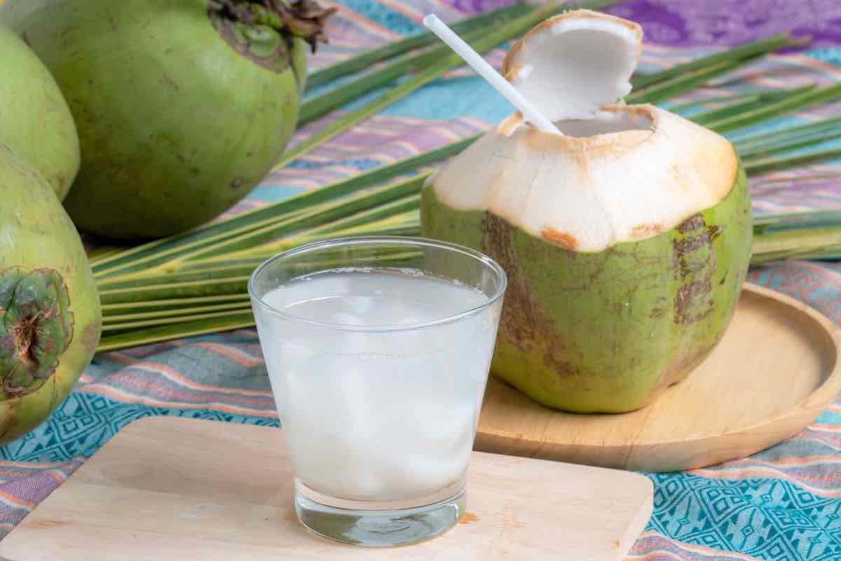 Acqua di cocco