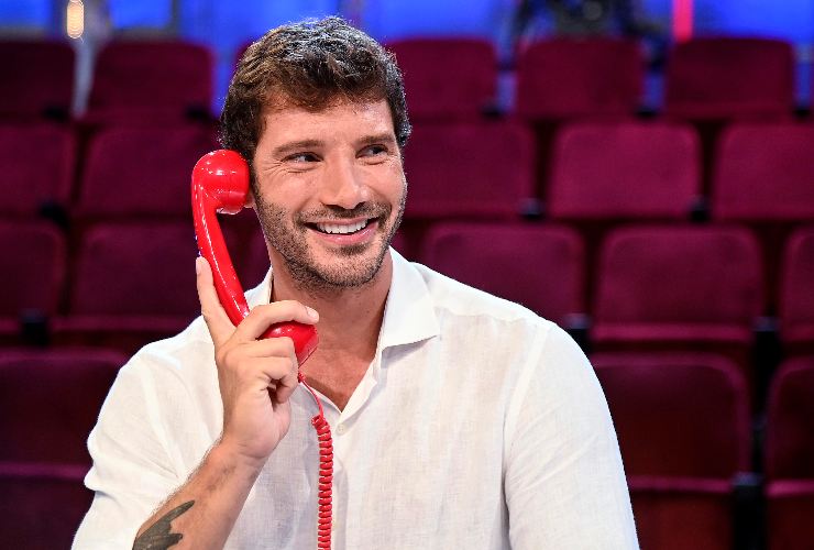 stefano de martino ad affari tuoi